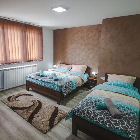 Kristal Apartmani Arandjelovac Esterno foto