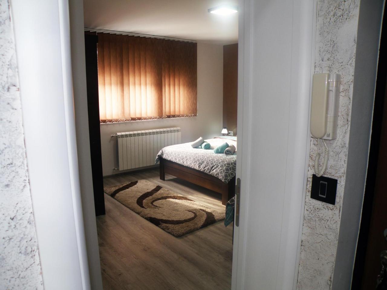 Kristal Apartmani Arandjelovac Esterno foto